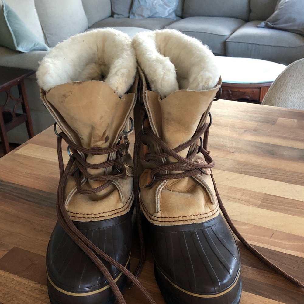 Sorel Women's Tan and Brown Shearling-Lined Waterproof Winter Boots